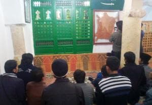 Warga Nahdhiyyin di Tunis Ziarahi Makam Sahabat Rasul