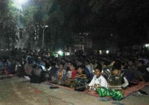 Ribuan Santri Babakan Ciwaringin Nonton Perjuangan Kiai dan Santri