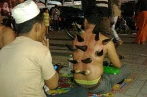 Menengok Manfaat Bekam Tanduk Sapi di Arena Muktamar NU