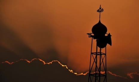 Santri Versus Tukang Cukur