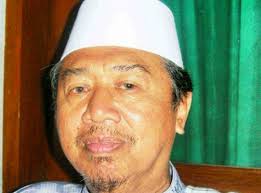 KH Mas Subadar dan Gerakan Massa Jelang Pelengseran Gus Dur