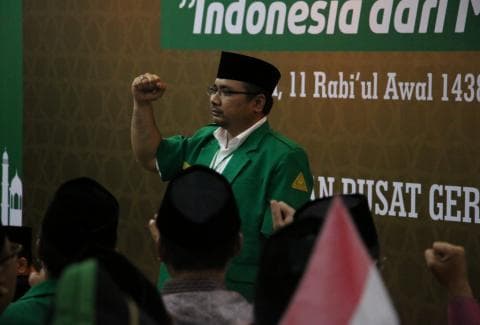 Suporter Sepakbola Tewas, Gus Yaqut: Fanatisme Buta Anak Kandung Kebiadaban