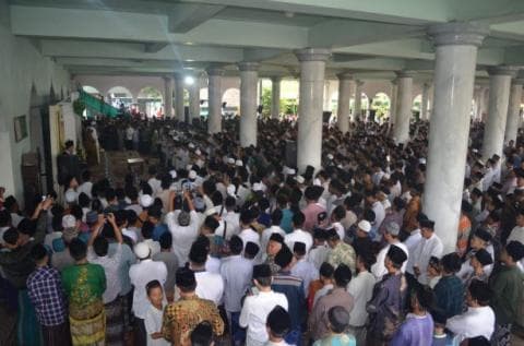 Kemeriahan Peringatan Seabad Pesantren Apik Kaliwungu