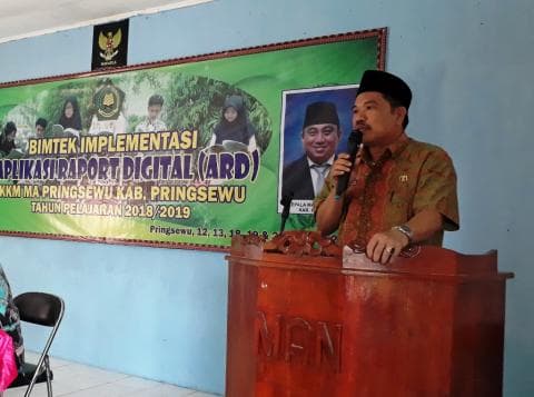 Guru Madrasah Harus Siap Hadapi Dunia Digital