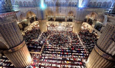 Kisah Syekh al-A’masy dan Imam Shalat yang Panjang Bacaannya