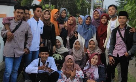 Tanam Kepedulian, Mahasiswa Unugha Bagi Takjil Gratis