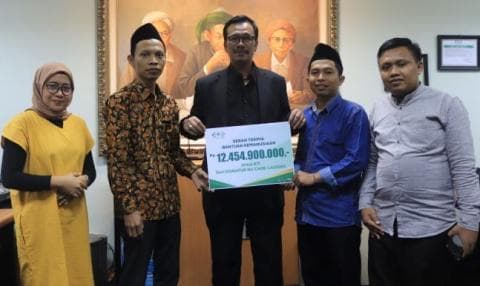 LAZISNU Serahkan Bantuan Pembebasan Eti dari Hukuman Mati di Arab Saudi melalui Dubes