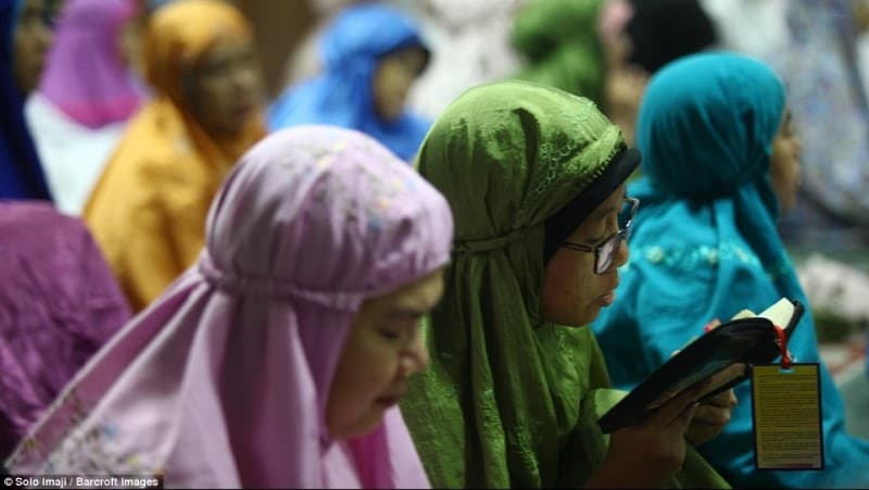 9 Etika Penghafal Al-Qur’an yang Harus Diperhatikan