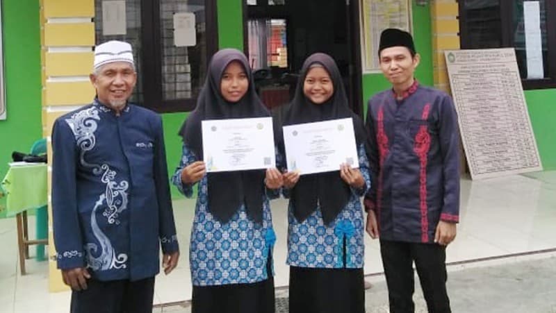 Santri MA Nurul Izzah Dharmasraya Raih Juara Matematika Tingkat Kabupaten