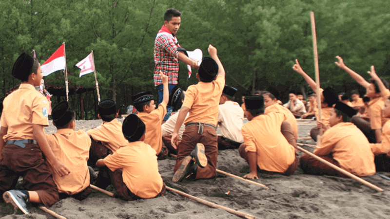 Kisah di Balik Kemah Pramuka