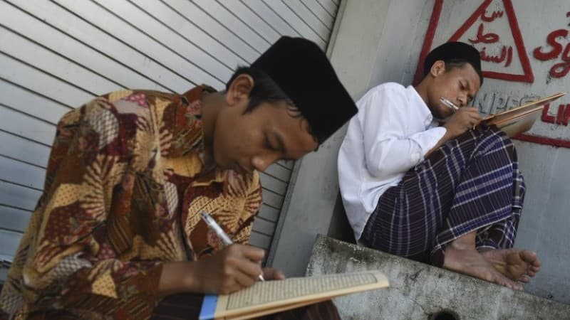 Undang-Undang Amanatkan Negara Jaga Otonomi Pesantren