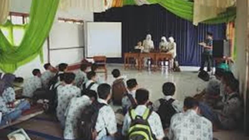 Cara MA Sunan Giri Prigen Pasuruan Pacu Prestasi Siswa dengan Pendidikan Karakter