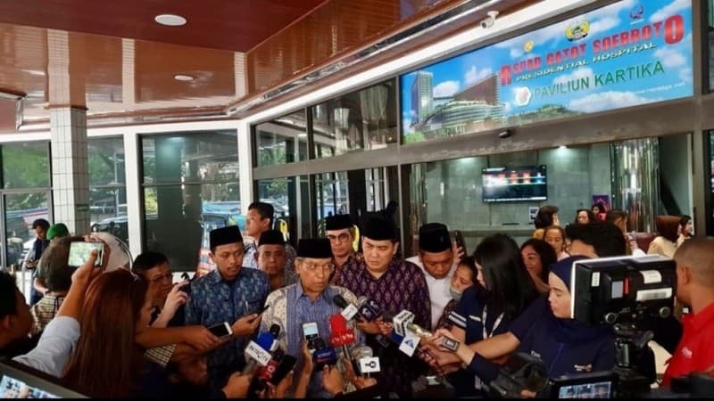 Dijenguk Kiai Said, Ini Pesan Wiranto untuk NU