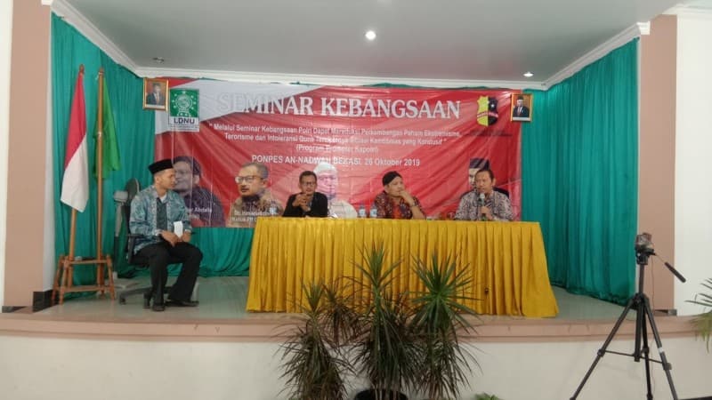 Eks Teroris Ini Tulis Buku Hijrah dari Radikal ke Moderat