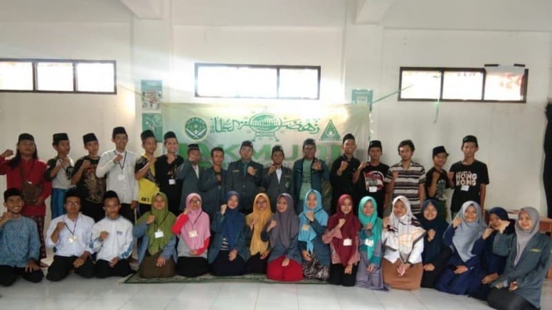 Pelajar NU Kota Cirebon Latih Kader dengan Terjun Langsung di Masyarakat