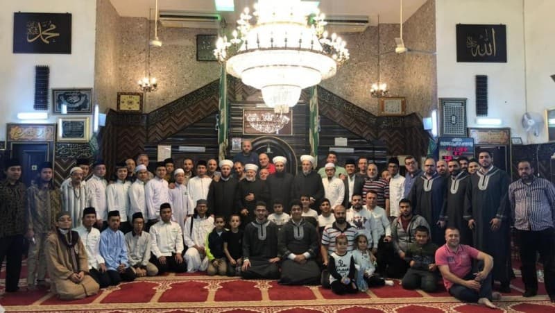 PCINU Lebanon, Warga, dan Ulama Setempat Peringati Maulid Nabi