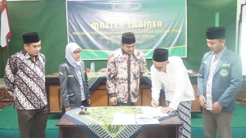 Ma'arif NU Jateng dan IPNU-IPPNU Teken MoU Pendirian Komisariat