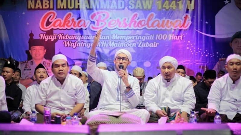 Maulid Akbar dan Peringatan 100 Hari Wafatnya Mbah Maimoen Zubair di Blora