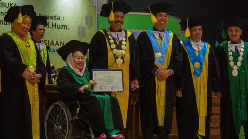 Dua Jalan Perjuangan Nyai Sinta Nuriyah untuk Perempuan