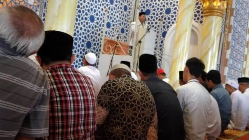Gerhana Matahari Perlu Ditafakuri Guna Menyingkap Kebesaran Allah
