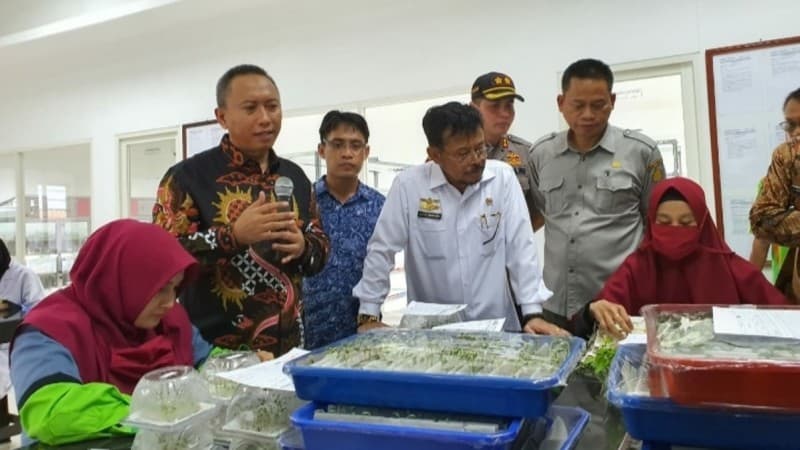 Mentan Apresiasi Prudusen Benih Milik Tokoh NU Jember