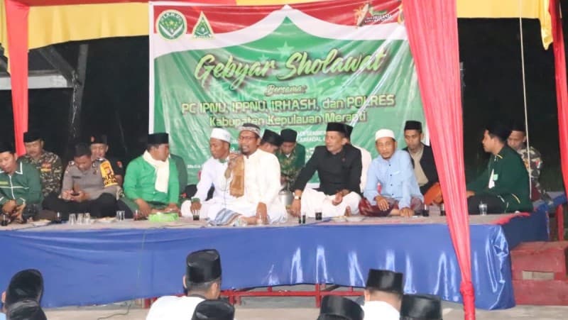 Pelajar NU Riau Warnai Pergantian Tahun dengan Shalawat