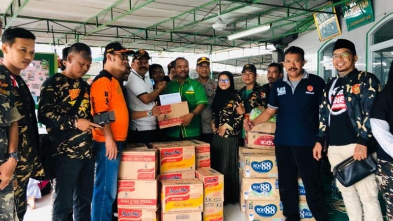 Satkornas Banser Salurkan Bantuan bagi Korban Banjir Jakarta, Banten, hingga Jatim