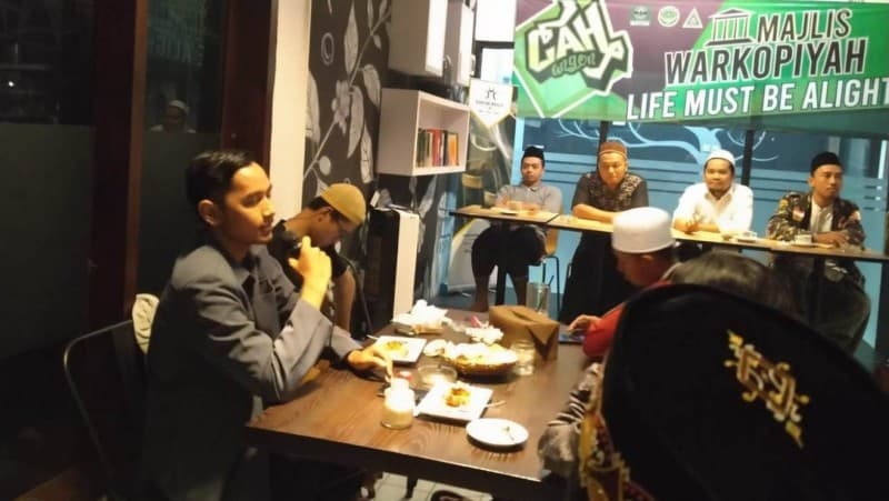 Malam Mingguan, PC IPNU-IPPNU Jember Gelar Obrolan Santai