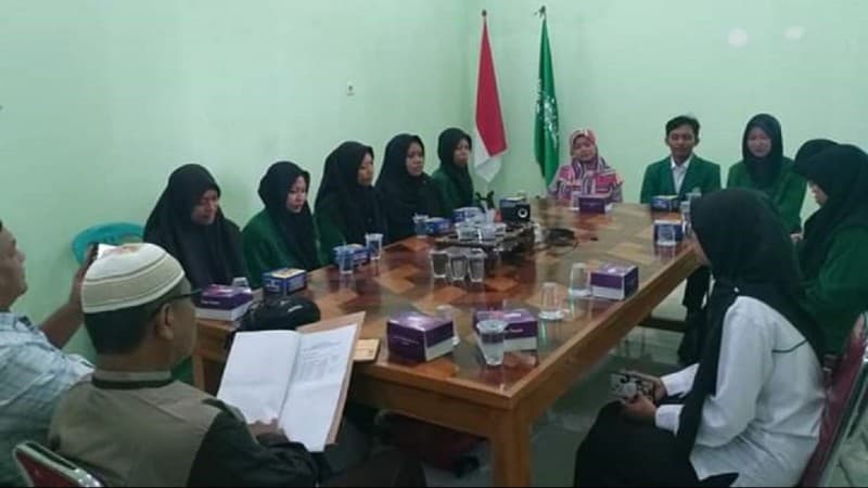 LAZISNU Kota Madiun Latih Mahasiswa IAIN Kediri Kelola Ziswaf