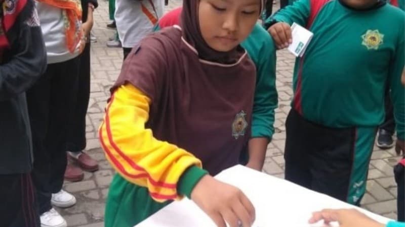 Ma’arif NU di Gresik Latih Kepedulian melalui Koin Muktamar