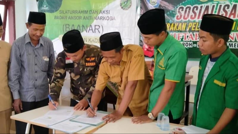 Selamatkan Santri dari Narkoba, Pesantren Miftahul Anwar Teken MoU Bersama BAANAR