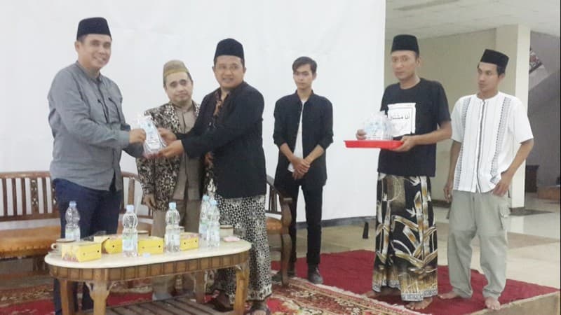 Melihat Islam Indonesia Ada di NU dan Muhammadiyah