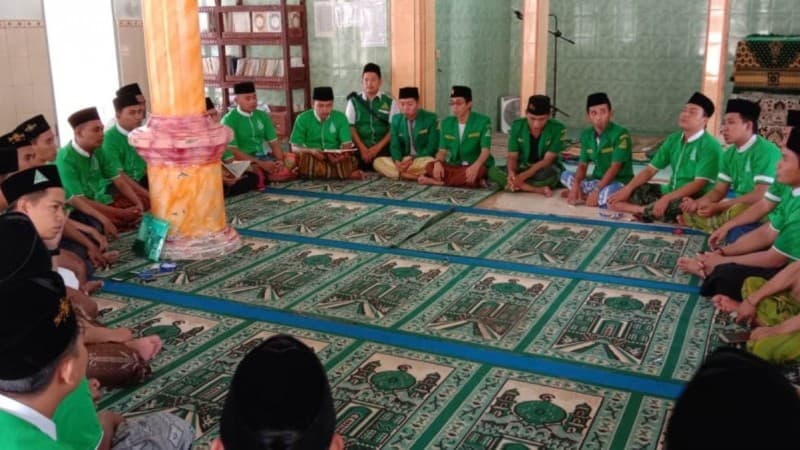 Shalat Gaib dan Istighotsah Nahdliyin Madura untuk Gus Alfa Isnaeni