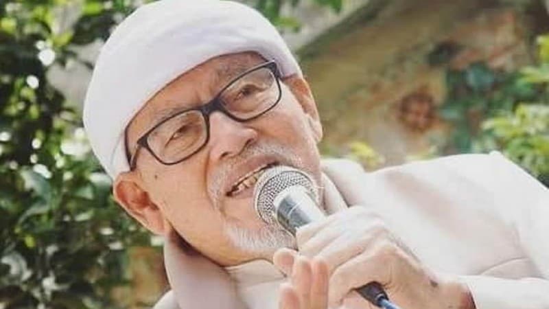 Innalillahi, Pengasuh Pesantren Ilmu Al-Qur'an KH Bashori Alwi Wafat