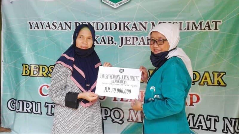 Pandemi Covid-19, Muslimat NU Jepara Salurkan Dana Puluhan Juta untuk Guru TK