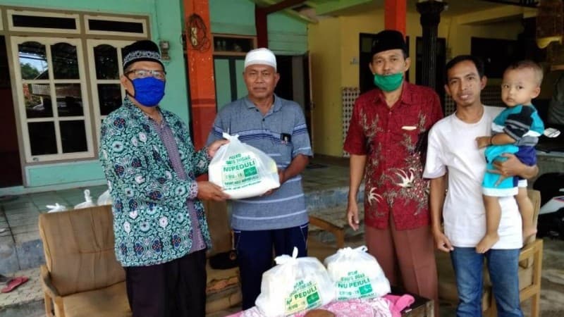 Bantuan Pemerintah Terbatas, NU di Jember Hadir untuk Terdampak Covid-19
