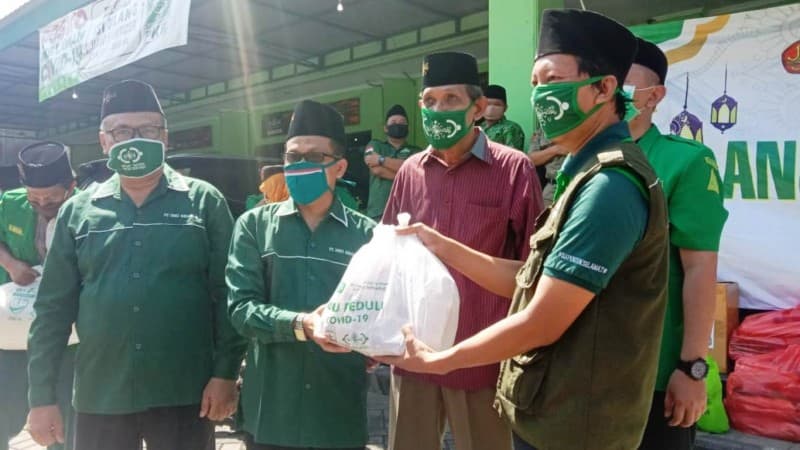 Ketua ISNU Sidoarjo: Membagi Sembako dapat Kurangi Penderitaan Warga