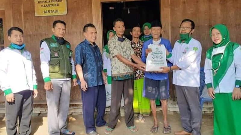 Banjir Bandang, TRC LAZISNU Kendal Gerak Cepat Bantu Warga Terdampak