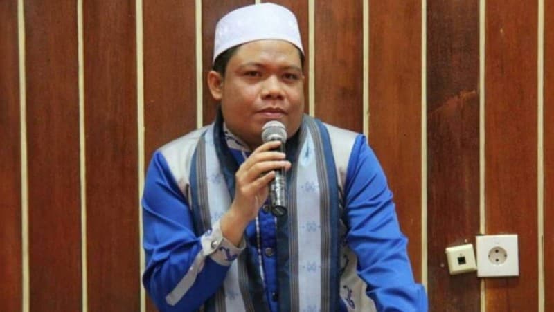 Beda Kritik dan Cacian dalam Berdakwah