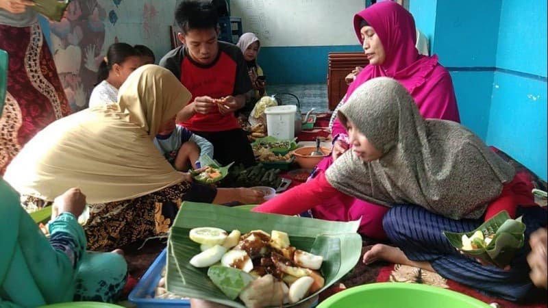 Lesbumi NU Pekalongan Sebut Tradisi Syawalan Pererat Silaturahim