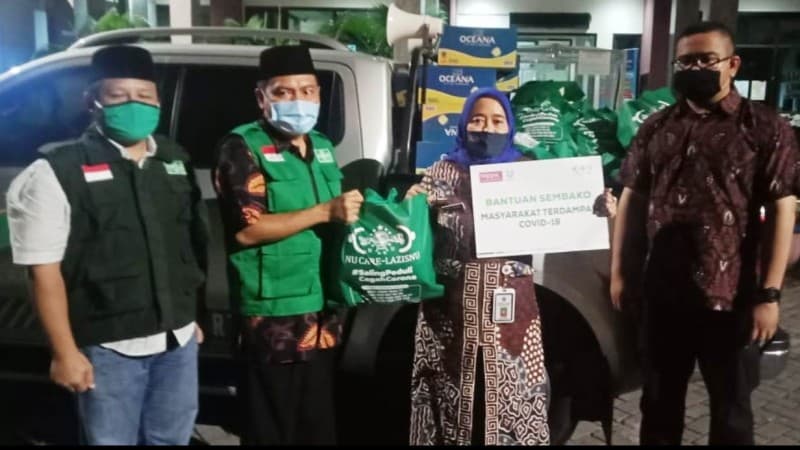 NU Care-LAZISNU Salurkan Bantuan ke Warga Terdampak Covid-19 di Jakarta