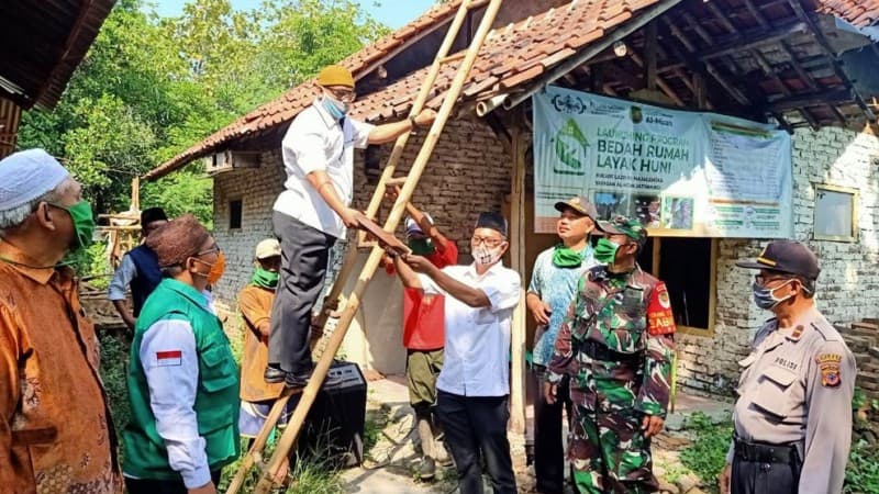 LAZISNU Majalengka Giatkan Bedah Rumah Warga Tak Layak Huni