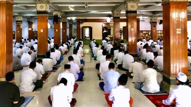 Patuhi Protokol Kesehatan, Pesantren Tebuireng Pisah Lokasi Jamaah Shalat Id