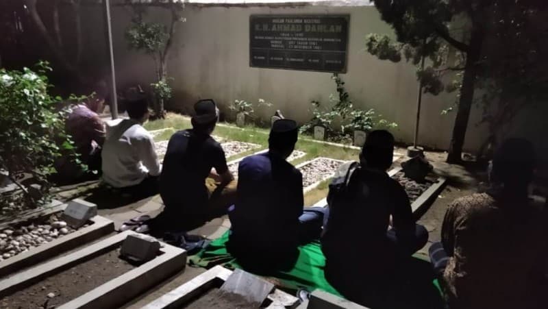 Milad Ke-111, Nahdliyin Magelang Ziarahi Makam Pendiri Muhammadiyah KH Ahmad Dahlan