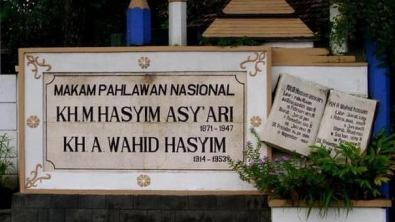 Dokumen Penetapan KH Hasyim Asy’ari dan KH Wahid Hasyim sebagai Pahlawan Nasional