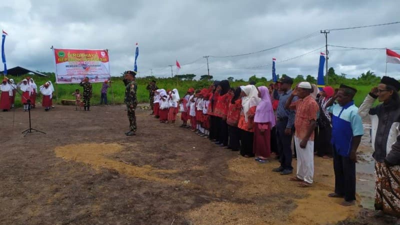 Melihat Pelaksanaan Upacara HUT RI Masyarakat Suku Kokoda di Papua Barat