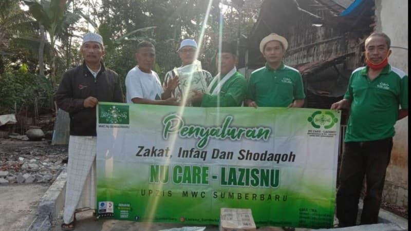 UPZISNU Care-LAZISNU MWCNU di Jember Bantu Korban Kebakaran dan Tanah Longsor