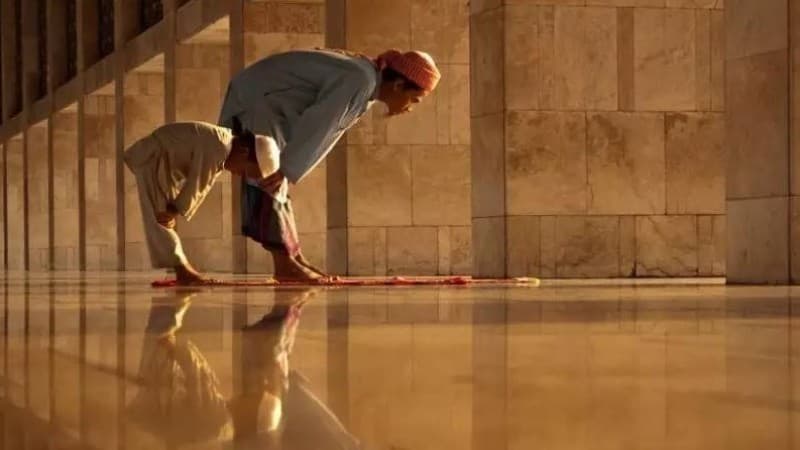 Mulai September, Malaysia Izinkan Orang Asing Shalat di Masjid