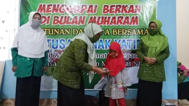 Raih Berkah Muharram, Muslimat NU Jepara Santuni Ratusan Anak Yatim