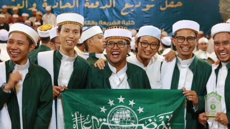 Kader NU di Yaman Diwisuda